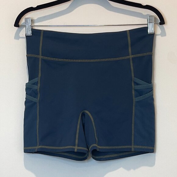 Bike shorts w/ 6 side pockets - Picture 1 of 3